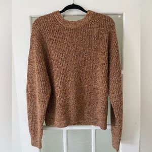 ARITZIA MARIA SWEATER SIZE MEDIUM, LIGHT WEAR